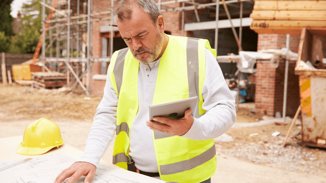 construction kiosk.png